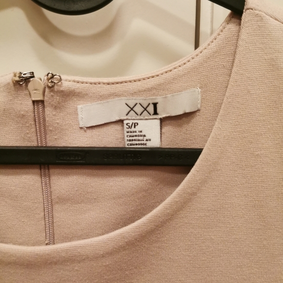 Mini Dress - Picture 5 of 5